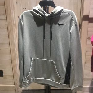 pull-over hoodie